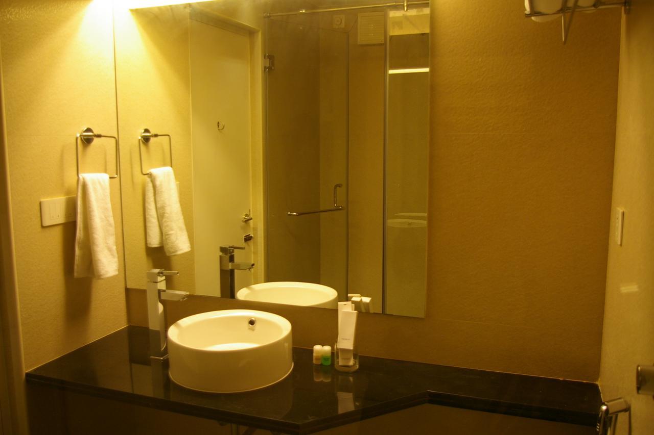 Roseline Suites Bangalore Exterior photo